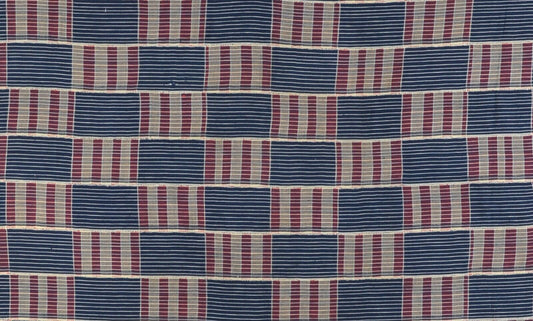 Handwoven Vintage Baule Cloth – Ivory Coast Woman‑Size 70″×49″