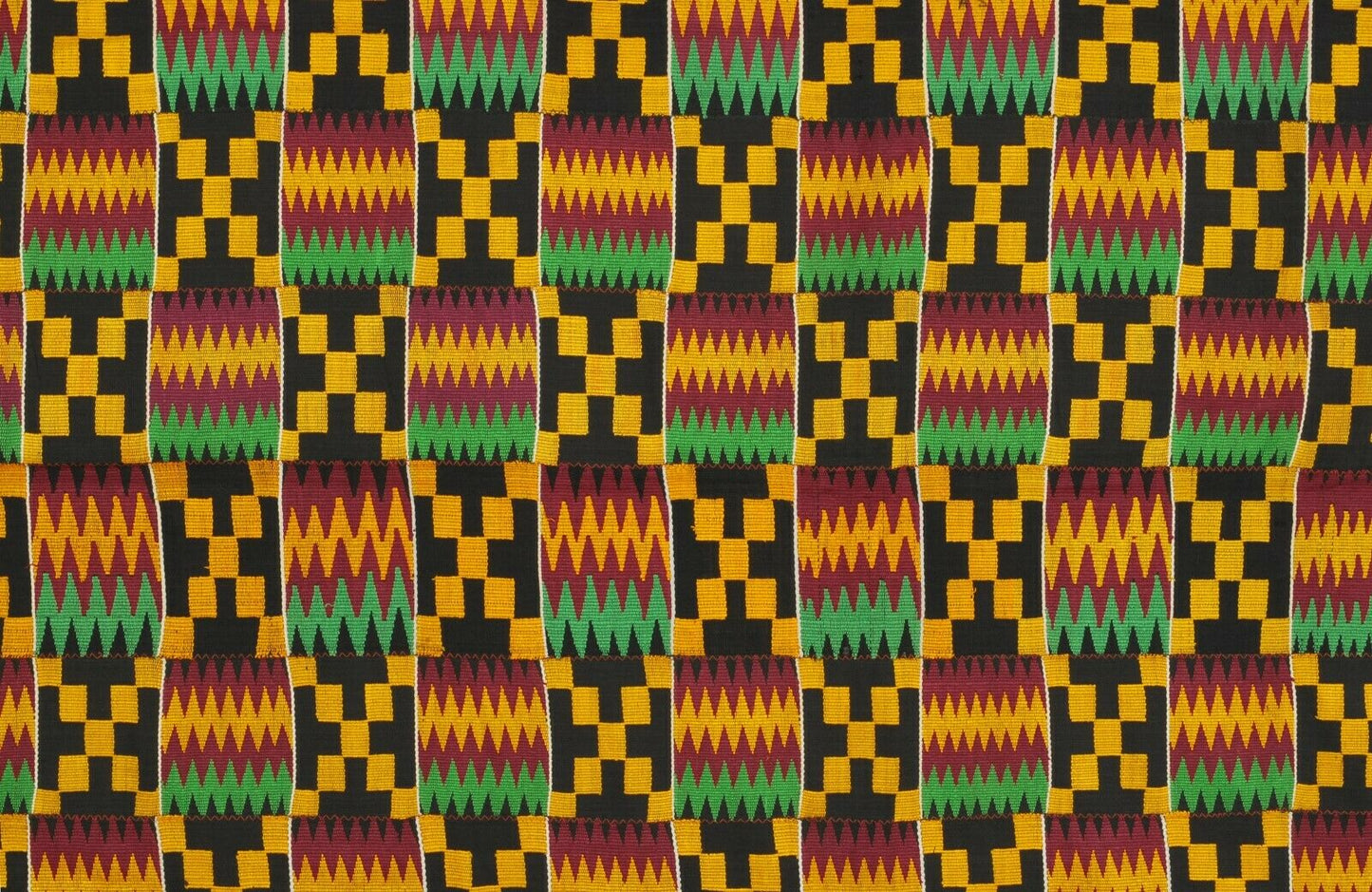 Rare Handwoven Ashanti Kente “Fathia Nkumah” – Woman Size 209 × 105 cm