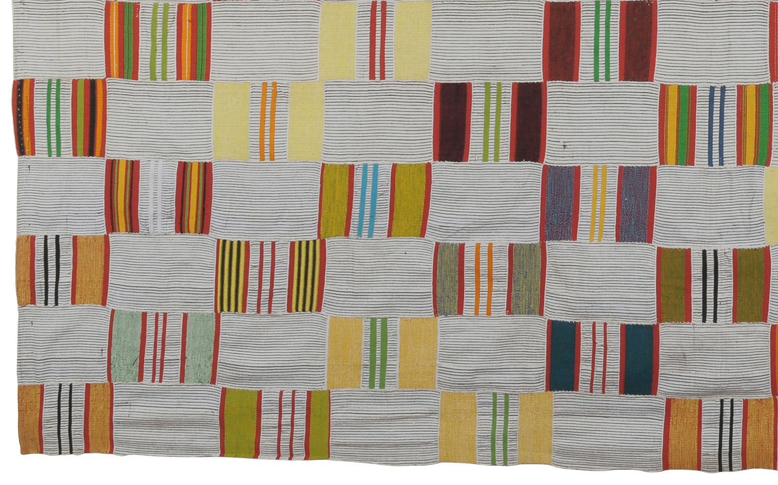 Authentic 1960S-1970S Ewe Kente Cloth From Ghana - A Symbol Of Cultural Heritage - close-up