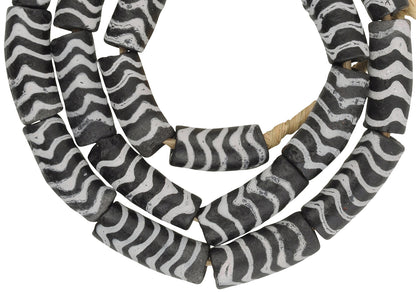 Exquisite 10Mm Fancy Powder Glass Beads - African Trade Beads - close-up