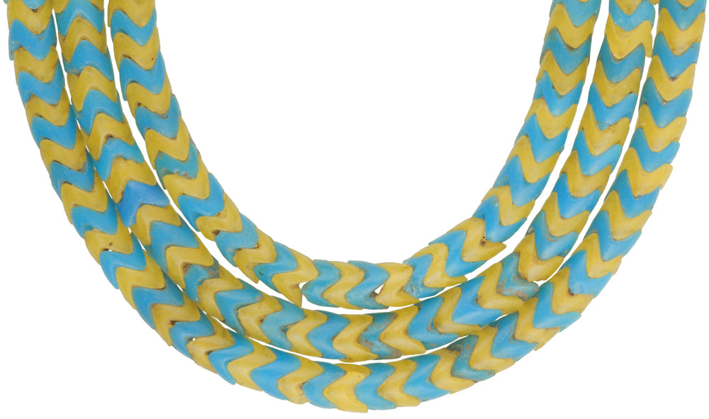 Vintage Snake Chain Bohemian Czech Glass African Trade Beads, 6Mm - close-up