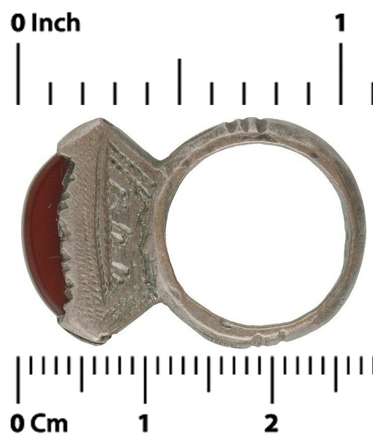 Vintage Tuareg Silver Ring with Agate Stone – Sahara Nomad Jewelry