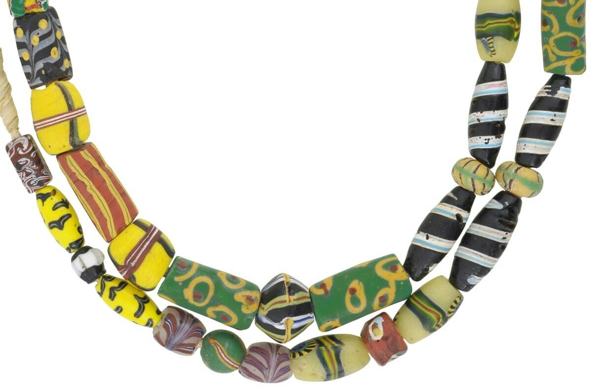 Antique Trade Beads Venetian Glass Millefiori Feather King Wound Found In Africa - close-up